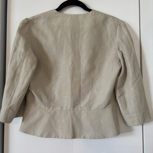 J. Peterman Silk Linen Taupe Cropped Blazer Jacket Women’s Size 4 - Picture 2 of 7